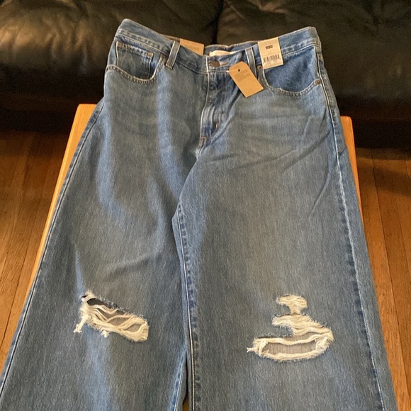 💙NWT: LEVI'S - High Waisted Straight Ripped Jean - Size 31 - Picture 6 of 14